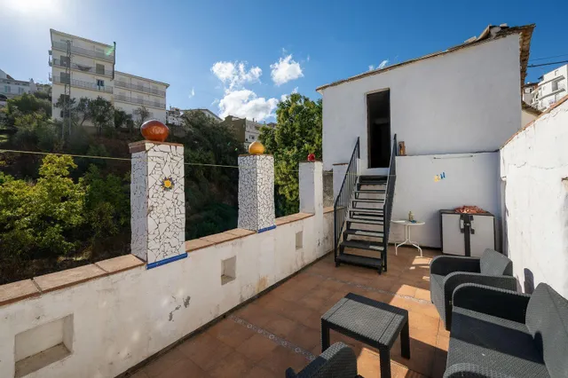 Tradicional casa de pueblo ubicada en Tolox — 23