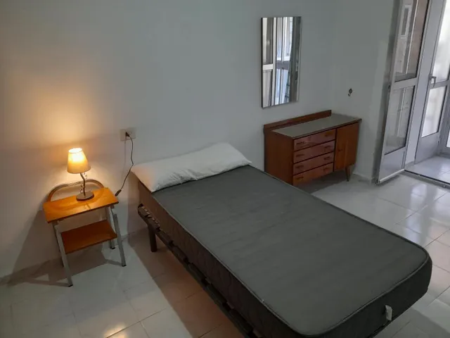 Piso muy amplio en pleno centro — 12