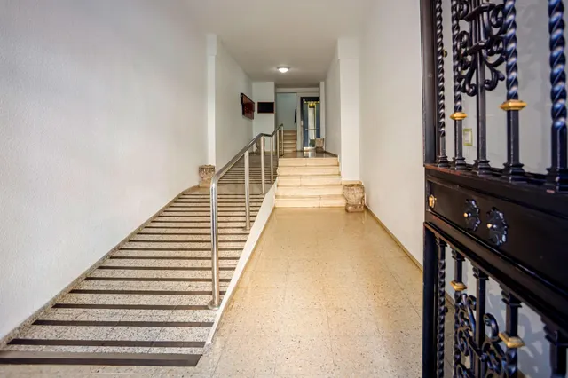Amplio Piso en Colonia de la Paz, Córdoba - Ideal para Familias — 5