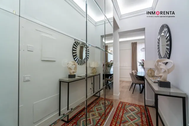 LUJOSA VIVIENDA EN CALLE AYALA — 2