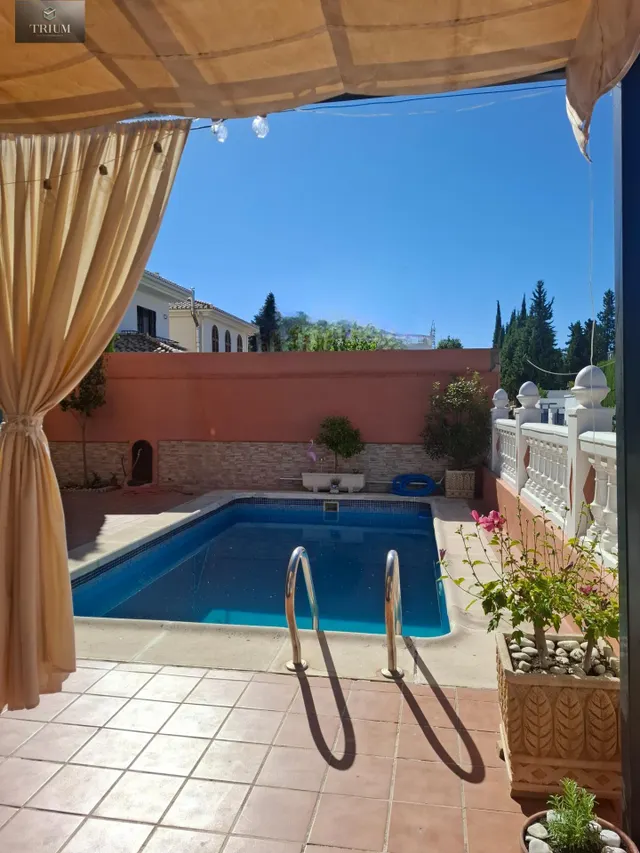 Fantástico chalet en villa argaz, junto al cc serrallo plaza — 10