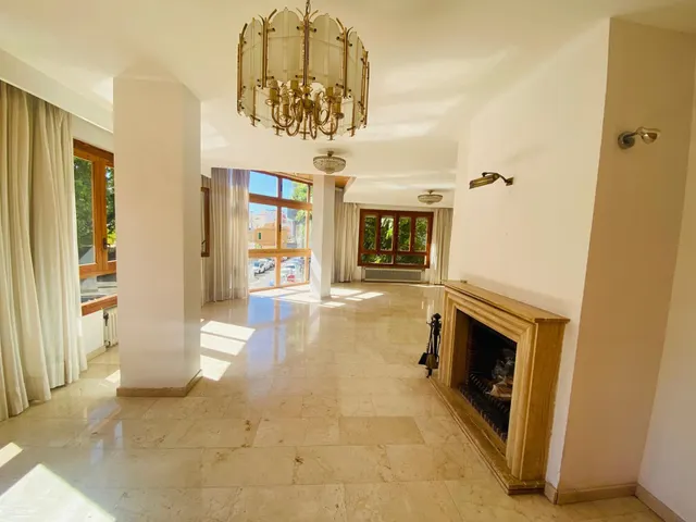 ✨ Amplio piso con gran potencial en Santa Catalina ✨ — 7