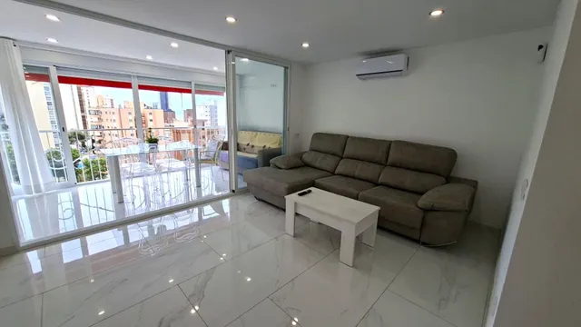 ESPECTACULAR APARTAMENTO REFORMADO — 11