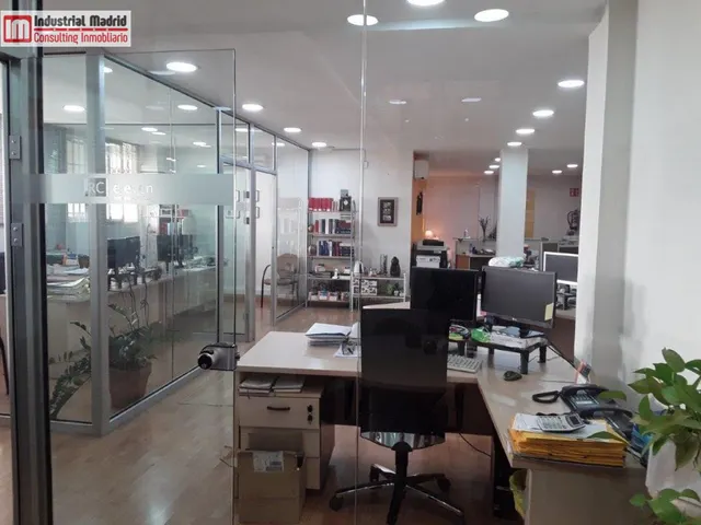 LOCAL COMERCIAL EN VENTA EN ZOCO LA POVEDA — 9