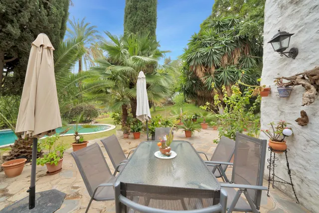 EXCEPCIONAL VILLA EN VENTA EN UN ENTORNO TROPICAL — 4