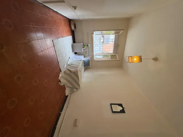 Planta baja exterior con amplio patio — 33