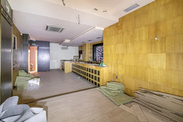 Local comercial en Calle Pintor López Mezquita - foto 4