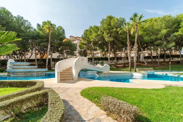 Apartamento 3 habitaciones 95m² en venta - Altos de Campoamor — 28