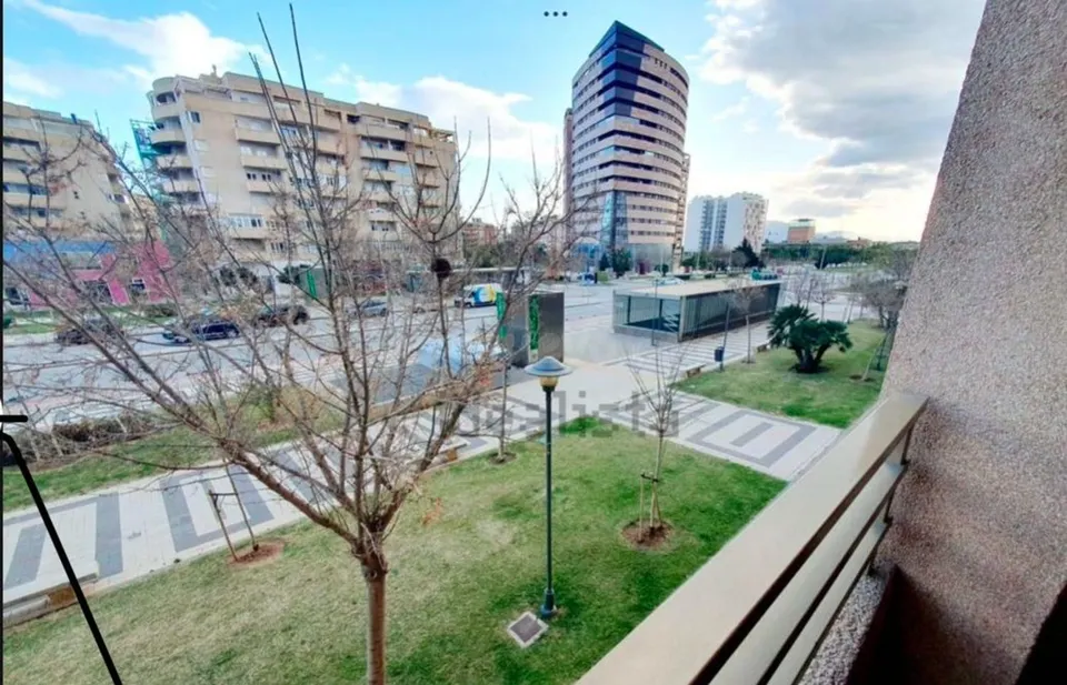 Habitación 3 habitaciones 85m² en alquiler - Teatinos