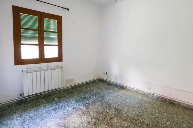 Casa / Chalet adosado en venta en Calle la Coruña, Leganés — 28