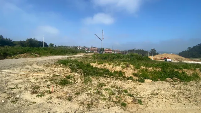 SUELO URBANO CONSOLIDADO EN MAOÑO (SANTA CRUZ DE BEZANA) - foto 3