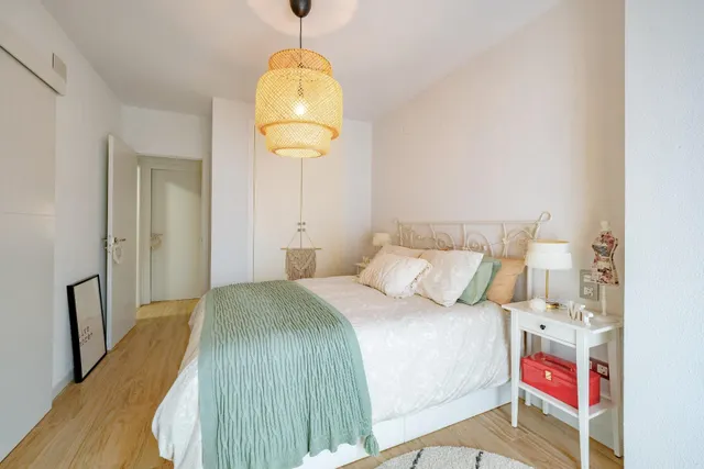 ESPECTACULAR VIVIENDA REFORMADA, TOTALMENTE EXTERIOR, CON BALCÓN Y ASCENSOR A COTA 0 JUNTO A LOS JARDINES DEL TURIA — 15