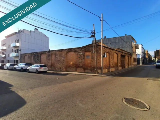 Solar urbano en esquina de 437 m² en Roquetes — 7