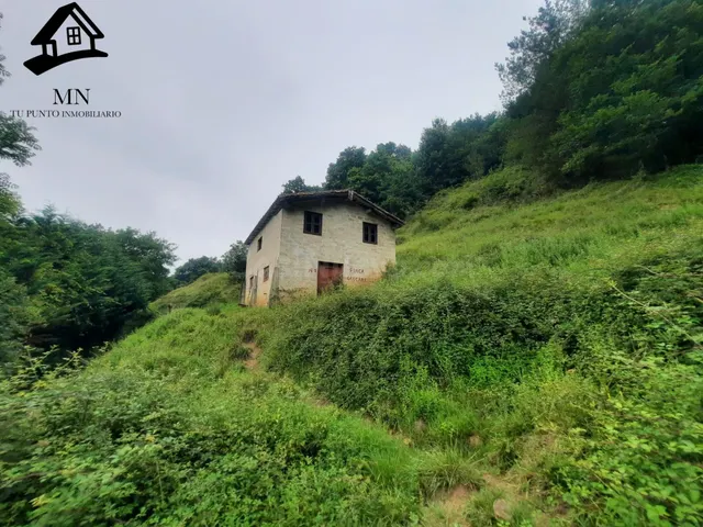 Cabaña pasiega con agua de manantial y gran terreno en entor - foto 4