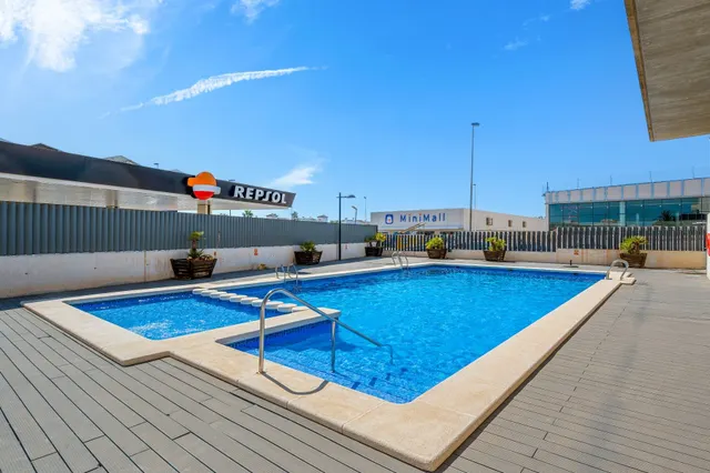 Apartamento de 2 dormitorios y 2 baños en los dolses ( orihuela costa ) — 15