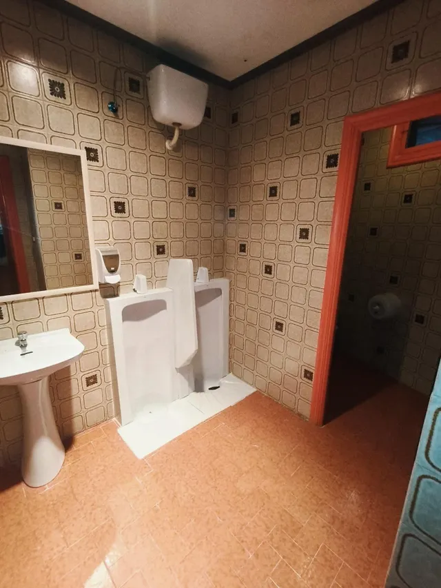 Oportunidad de inversión en Salas de los Infantes | 969 m2 con gran potencial hotelero — 20
