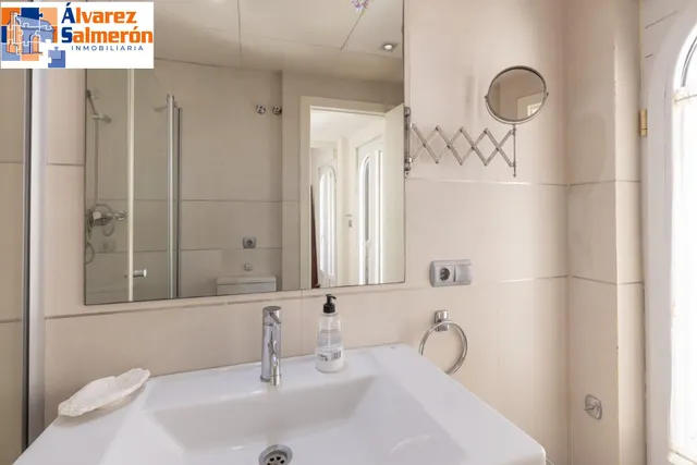 ¡CASA CON ENCANTO Y VISTAS EN PLENA PLAZA DE SANTO DOMINGO... EN EL EMBLEMÁTICO BARRIO DEL REALEJO! — 22