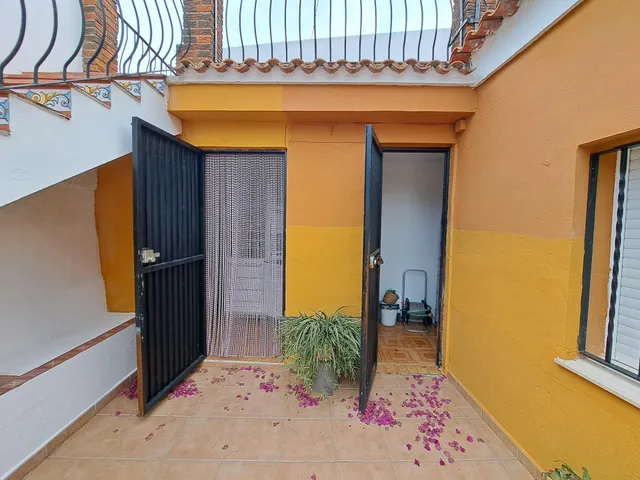 Precioso chalet en Urb. Respirall, Alzira — 13