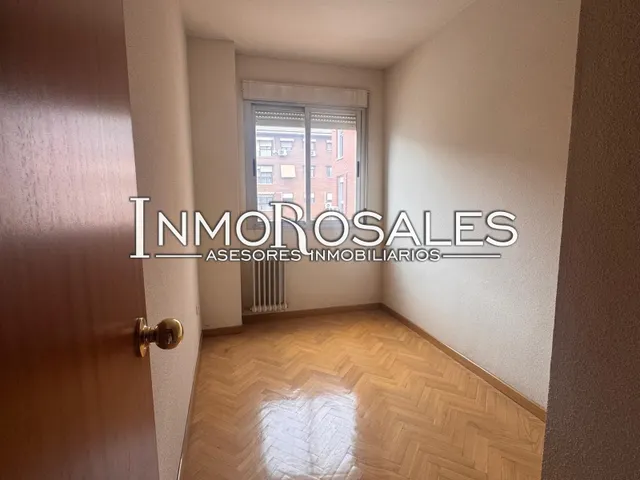 PISO 4 DORM COMUNIDAD CERRADA — 9