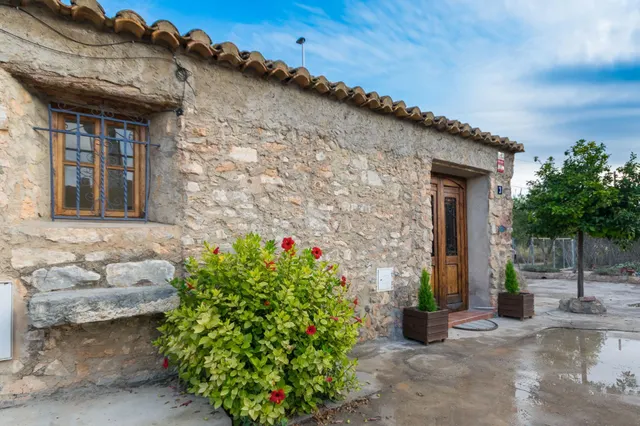 EXCLUSIVA REF 04339 Casa en pedanía de Lliria, núcleo de población a 2,5 km de Casinos. SUELO URBANIZABLE SIN TERRENO — 44
