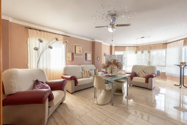 Chalet 6 habitaciones 350m² en venta - Sierra de huetor y la - foto 2