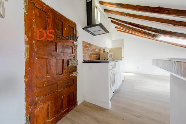 Piso reformado a estrenar en calle pez — 7