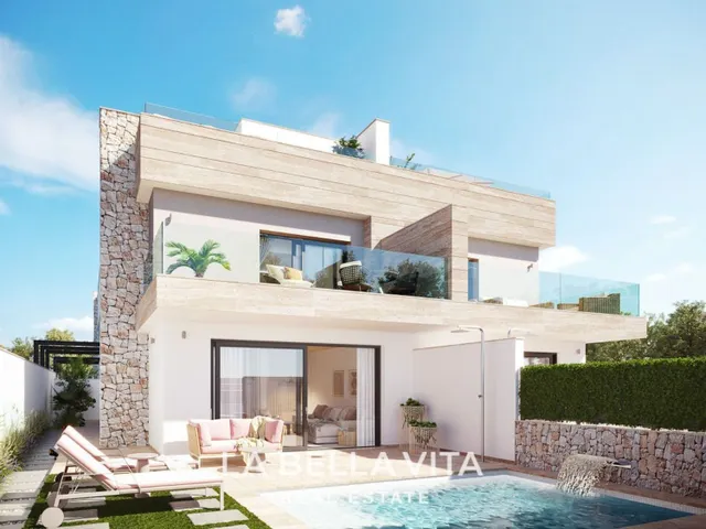 Chalet 3 habitaciones 229m² en venta - Pueblo