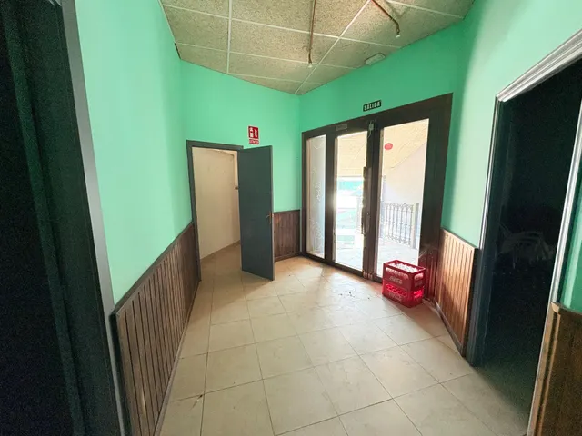 LOCAL ACONDICIONADO EN TORAL DE LOS VADOS — 8