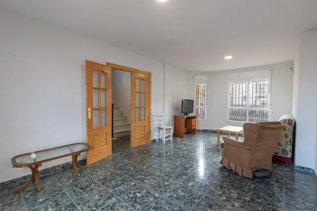 Alquiler de casa pareada en la mejor zona de Gojar — 38
