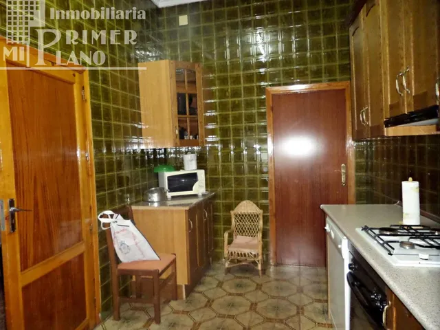 VIVIENDA EN UNA DE LAS PRINCIPALES CALLES DE TOMELLOSO — 13