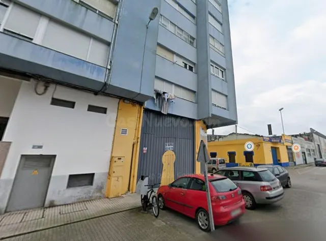 Se vende piso OKUPADO en Calle Baldom Villegas 11 de SANTOÑ