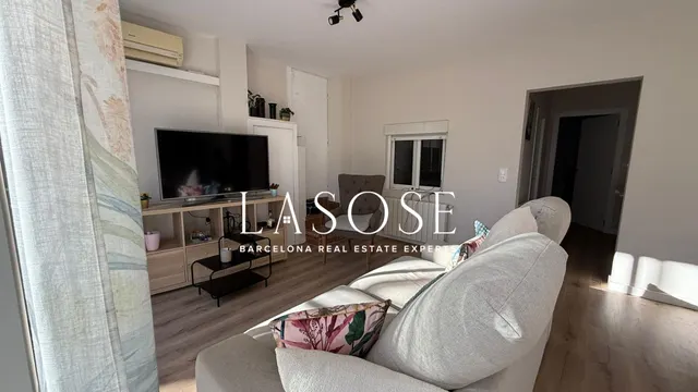 Espectacular piso amueblado con terraza privada en alquiler vacacional en La Collada — 15