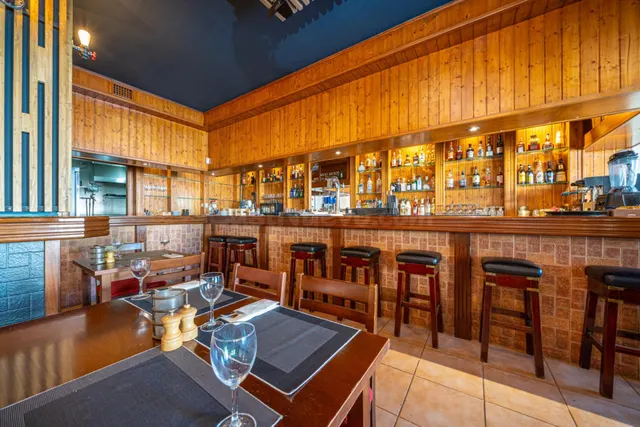 Traspaso Restaurante "Moo Moo's" con licencia, salida de hum - foto 5