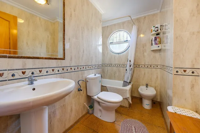 Bungalow en planta baja con amplio jardín privado y aparcamiento en Cabo Roig — 21