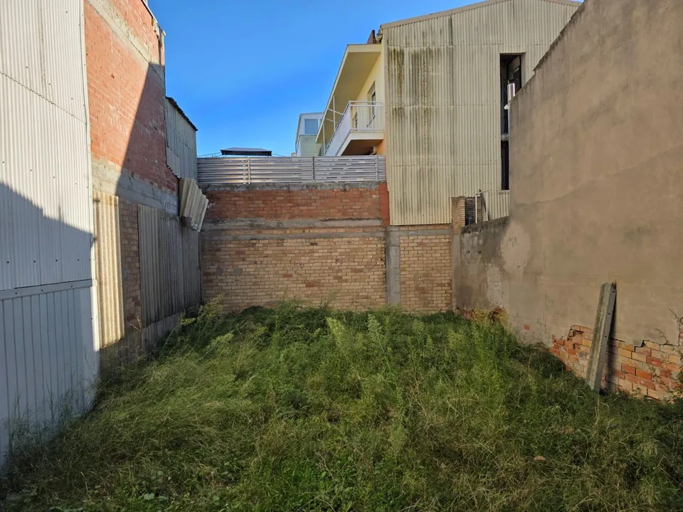 VENTA TERRENO URBANO EN VILANOVA DEL CAMÍ ZONA BARRI LA PAU 128M2!!