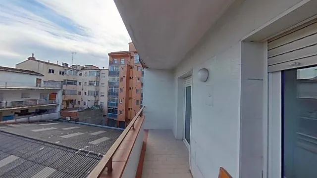 PISO EN VENTA EN SALT - GIRONA — 2