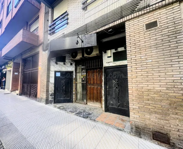 SÓTANO COMERCIAL EN EL CENTRO DE OVIEDO - foto 3