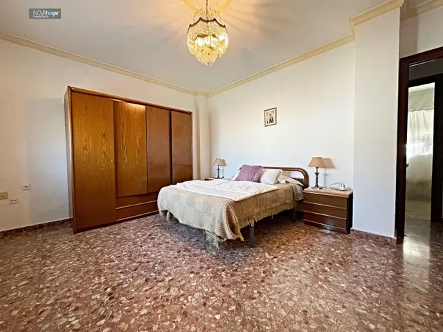 Amplia casa mata con gran patio y garaje — 14