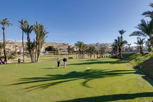 MAGNIFICO CHALET INDEPENDIENTE CON PISCINA PRIVADA Y VISTAS AL CAMPO DE GOLF EN CIUDAD QUESADA — 39