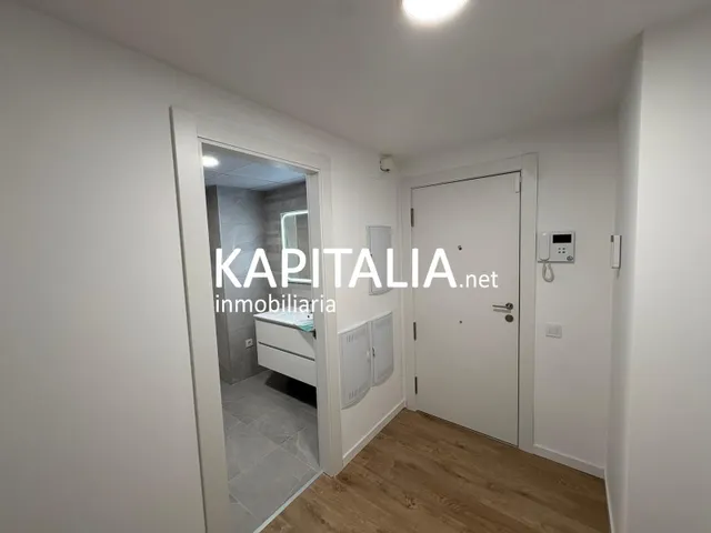 Alquiler de piso de obra nueva a estrenar, libre de gastos de comunidad con garaje y trastero zona corts valencianes — 23