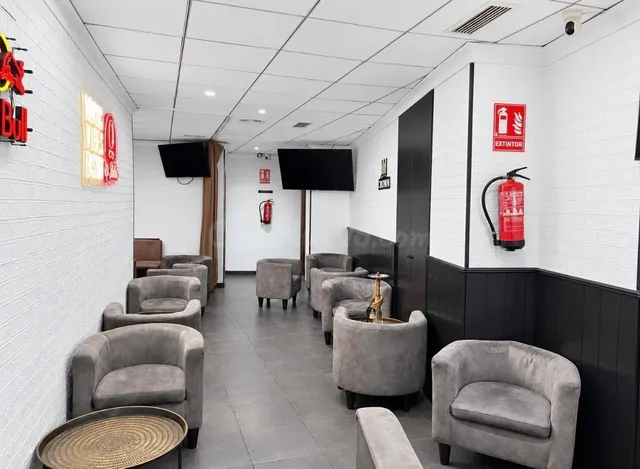 Local comercial 121m² en alquiler - Raval - Puertas Coloradas — 5