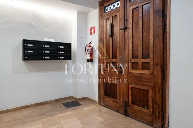 Piso en venta en Calle Santa Anna, Reus. - foto 2