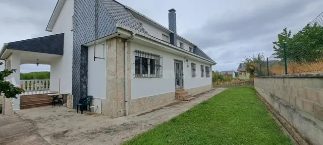 CASA EN PONFERRADA - foto 2