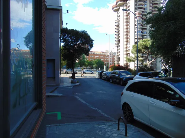 PLAZA DE GARAJE EN VENTA CALLE EDUARDO VICENTE BARRIO SALAMANCA — 9