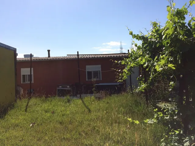 CASA FIN DE SEMANA CON TERRENO — 12