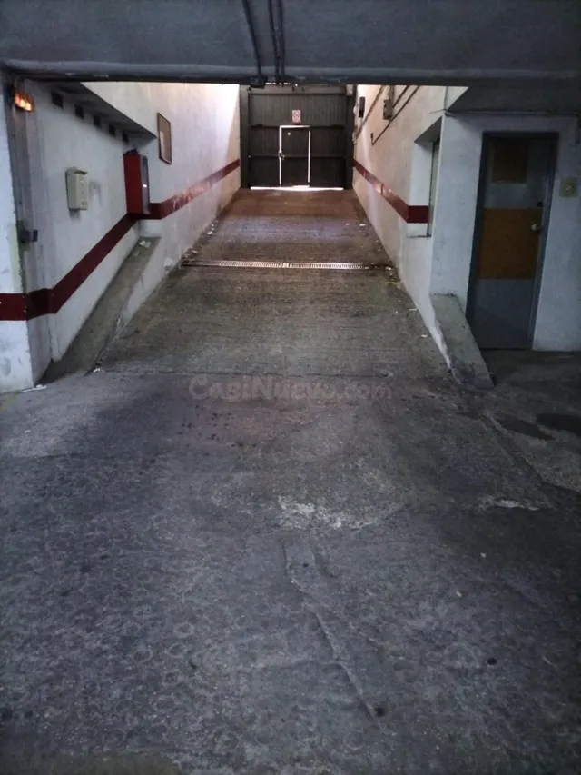 A LA VENTA PLAZA DE GARAJE EN PLENO CENTRO - foto 2