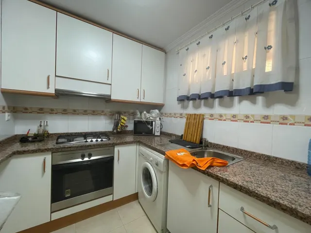 Apartamento en planta baja con jardín privado, piscina, garaje y trastero en la zona Puerto / SUP-7 de Guardamar del Segura — 12