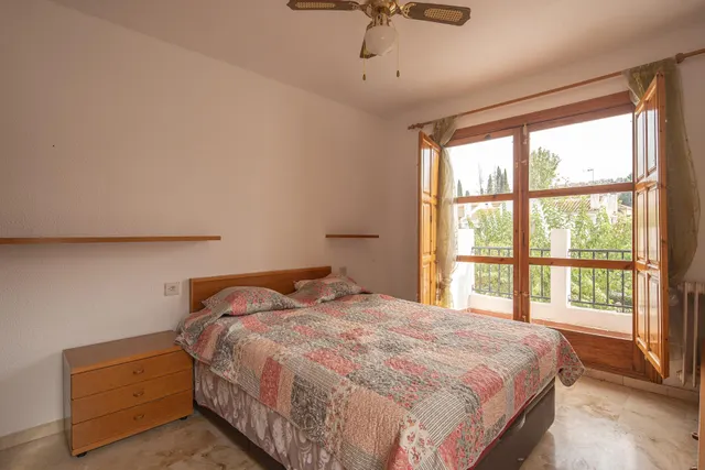 Casa 4 habitaciones 246m² en venta - Granada — 40