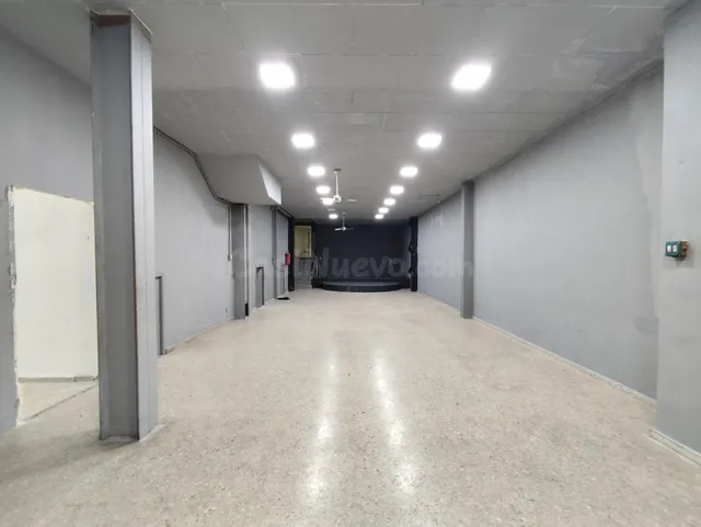 Local comercial 338m² en alquiler - La Petxina - foto 2