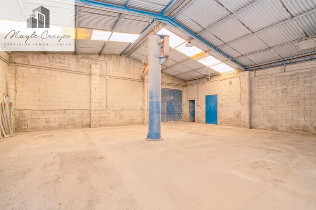 FINCA EN ATARFE CON DOS NAVES Y COBERTIZO - foto 4
